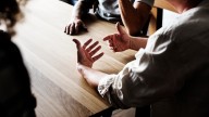 6 formas inteligentes de responder a alguien cuando te insulta, manteniendo la calma