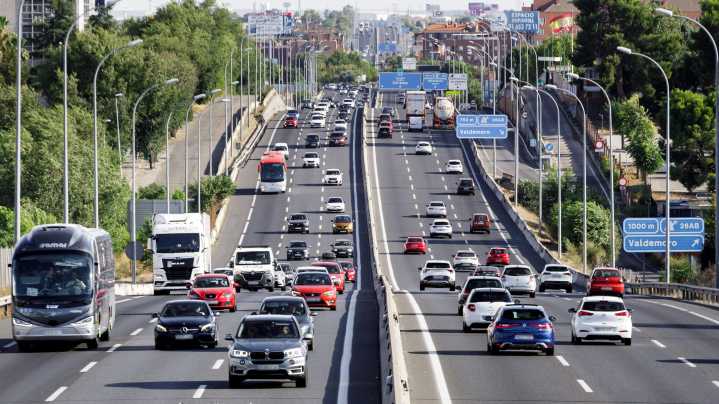 Aumentan en España las matriculaciones de turismos un 17,2% gracias al impulso de los coches eléctricos