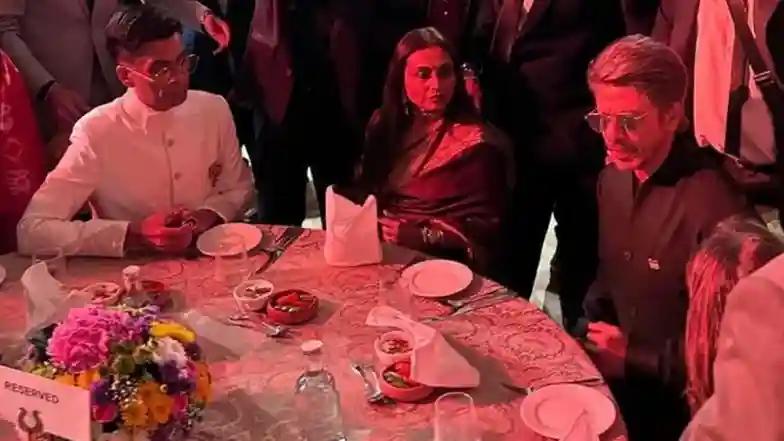 Bollywood Shah Rukh Khan Celebrates First National Award Win With Rani Mukerji and Karan Johar Over Special Dinner at Rashtrapati Bhavan (View Post)