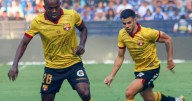 Barcelona SC dio el golpe de visita por el Clásico del Astillero: goleó 4-0 a Emelec, de Christian Cueva, y se ubicó segundo en la LigaPro