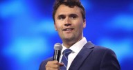 Charlie Kirk, activista aliado de Trump, murió tras ser baleado en un evento