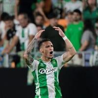 Forest denied winning European return by Antony, Roma down Nice