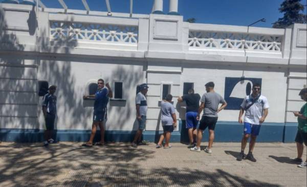 Desde las 11 habrá venta de entradas en el Bosque