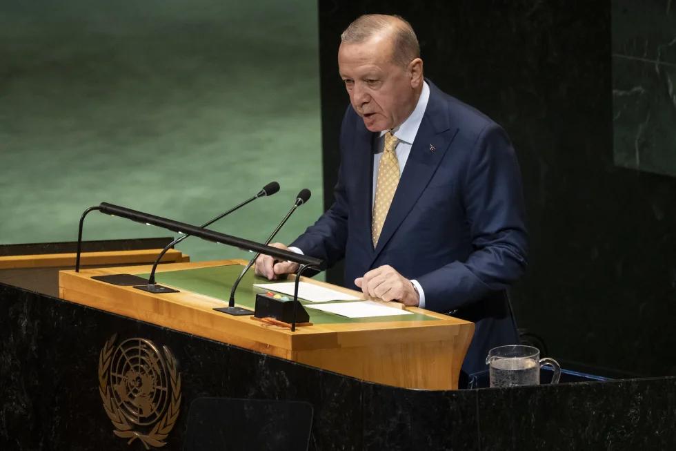 13 detenidos en Turquía en una nueva investigación por corrupción