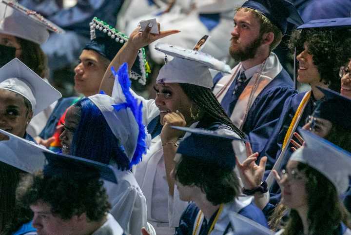 Kalamazoo hits record level of students enrolling in AP courses