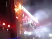 Escenario se incendia en pleno concierto de Yarita Lizeth en Chanchamayo