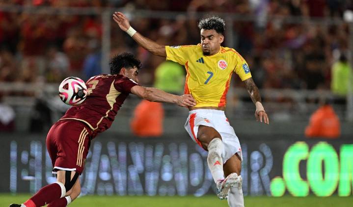 Lucho Díaz advirtió a sus compañeros en Selección para el Mundial