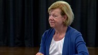 Sen. Tammy Baldwin introduces new act allowing all Wisconsinites access to Packer game broadcasts