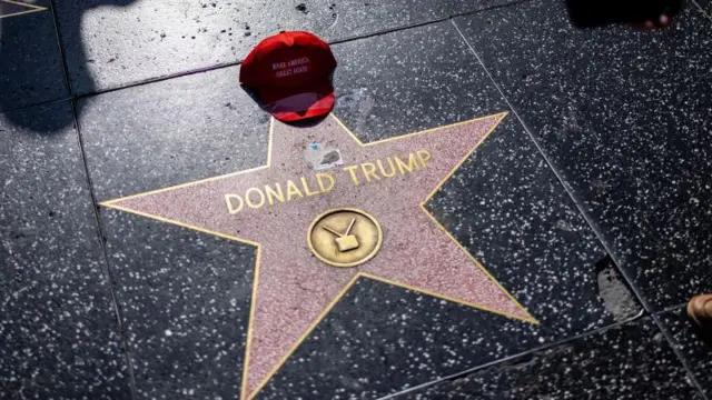 Donald Trump Anuncia Impuesto del 100% a Películas Extranjeras en un Movimiento Sorprendente para Proteger la Industria Cinematográfica Nacional