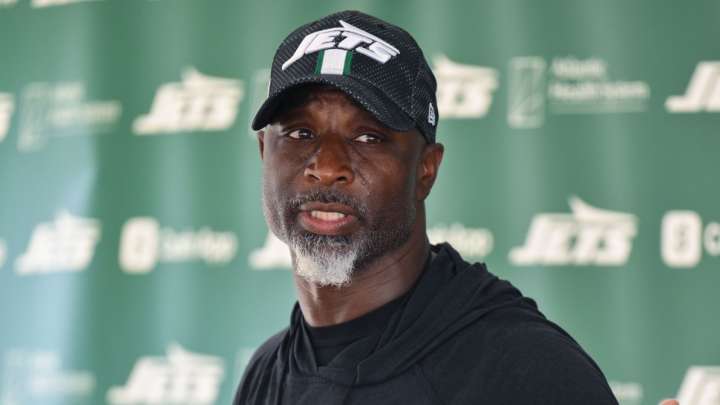 Jets' Glenn addresses takes about viral celebration dance