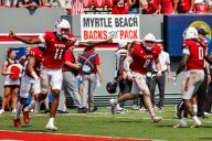 Deadspin | Undefeated NC State, Wake Forest tangle in ACC opener