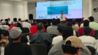 Fortalecen pesca sostenible de camarón para exportación