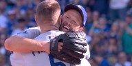 Clayton Kershaw makes final regular-season start, pulled by Freddie Freeman
