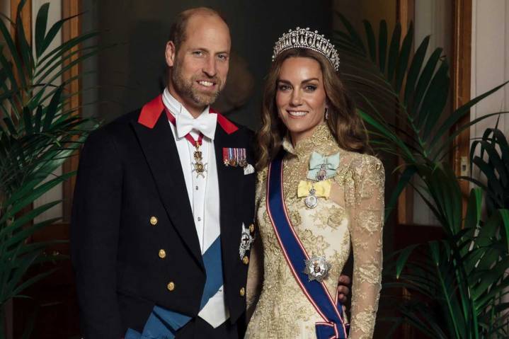 Kate Middleton Has Princess Moment in Gold Gown and Tiara at State Banquet