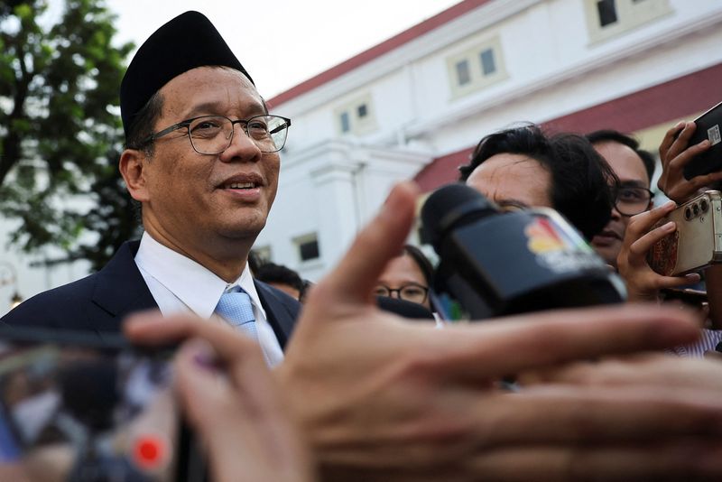 Indonesia replaces respected finance minister with economist promising rapid growth