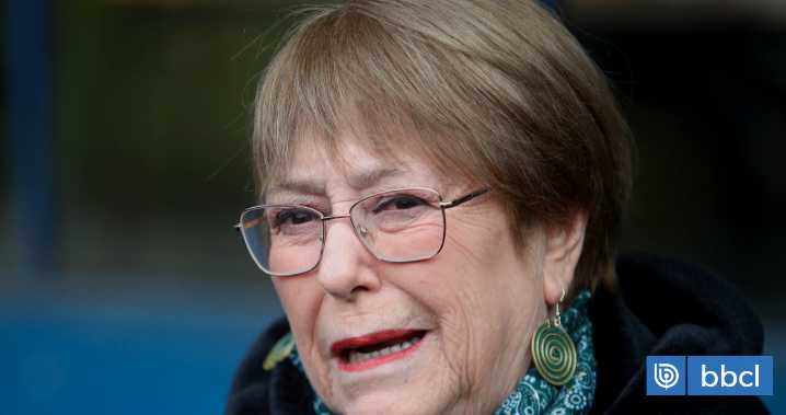 Expresidenta Bachelet alerta sobre riesgos para la democracia en foro regional