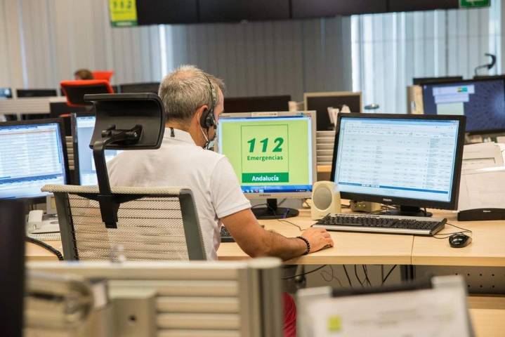 Tres personas heridas, dos de ellos menores de edad, tras una colisión en la H