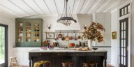 This 1950s Kitchen Got a Glow-Up Straight Out of a Period Drama