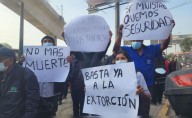 Transportistas de empresa Santa Catalina bloquean inmediaciones del Óvalo Zárate, en SJL, tras último atentado contar chofer