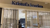 Police searching for suspects in smash-and-grab at jewelry store inside Sherman Oaks mall