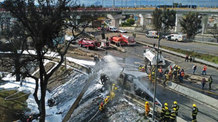 Gas truck explosion injures 57 in Mexico City