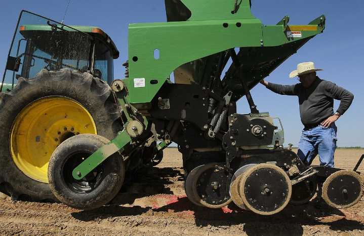Arkansas farm advocates visit Washington to call for financial aid