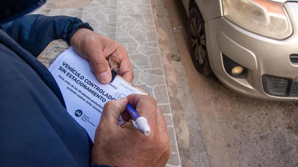 EN LA SESIÓN DEL MARTES PASADO . El Concejo Deliberante aprobó modificaciones al Sistema de Estacionamiento Medido en Azul