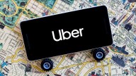 Proponen una ordenanza para registrar y regular las aplicaciones de transporte privado urbano