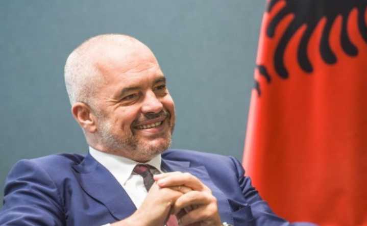 Albania nombra a la primera ministra del mundo creada por IA