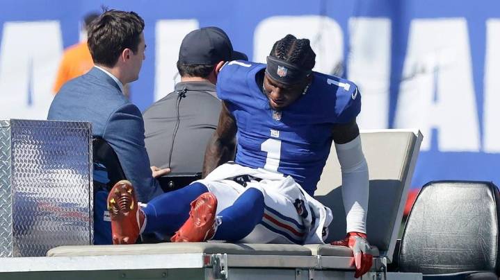 Giants, Jaxson Dart get first win, but Malik Nabers suffers significant knee injury