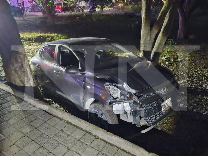 ECHABAN BOTES DE CERVEZA Y TERMINARON EN EL BOTE