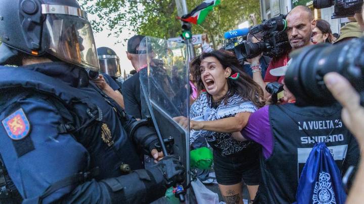 La Vuelta acaba en caos