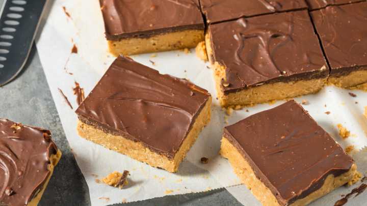 4-Ingredient Peanut Butter Bars Couldn't Be Easier (They're Deliciously High Protein)