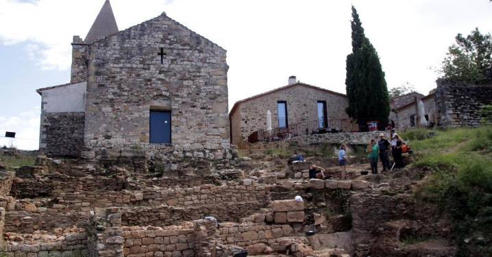 Descubren un templo romano en el yacimiento de los Santos Médicos del Gironès