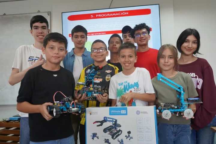 Niños y jóvenes de Táchira aprendieron sobre mecatrónica