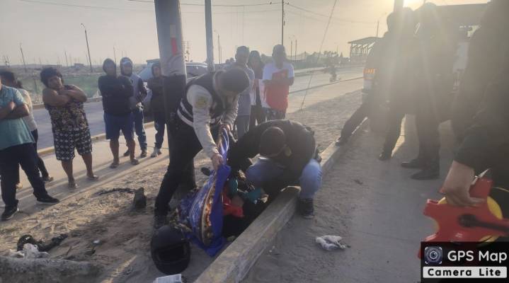 Piura: motociclista pierde la vida tras impactar con poste