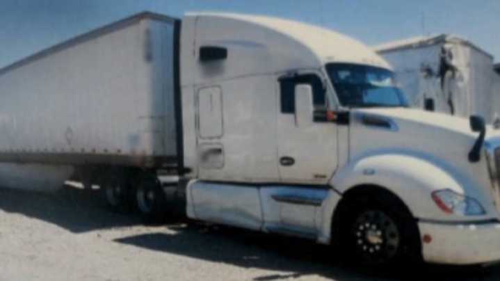 Aseguran Tractocamión Con Casi 300 Kilos de Metanfetamina en Carretera Mexicali