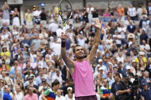 Carlos Alcaraz despacha a Novak Djokovic en el US Open y alcanza su 3ra final seguida de Grand Slam