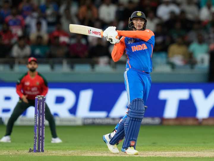 Sharma hits 75 as India beat Bangladesh to reach Asia Cup final