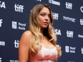 Sydney Sweeney guarda silencio mientras American Eagle celebra el salto de sus acciones