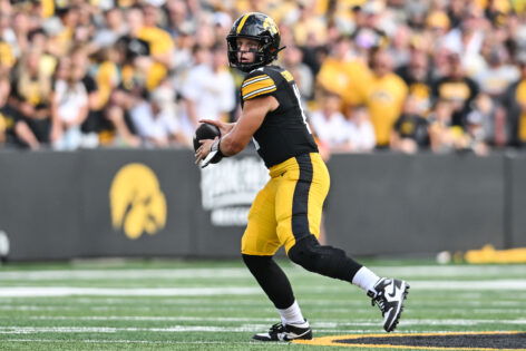 Iowa’s Mark Gronowski Fights Back Tears as Brother’s Chronic Illness Battle Leaves Him Teary-Eyed Mark Gronowski’s path, purpose, and poise at Iowa, tracing the person that shaped the Hawkeyes’ QB as 