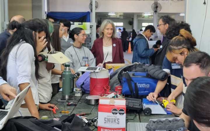 Más de 10 Escuelas Técnicas participaron de la Olimpiada Provincial de Robótica, Informática e Innovación