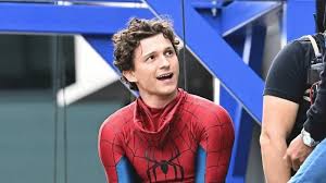 Tom Holland injured on the sets of Spider Man