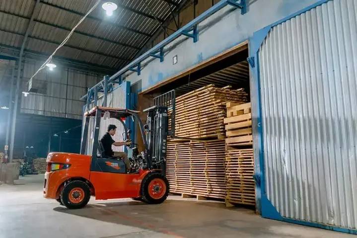 Soluciones 360 en maquinaria y servicios para empresas