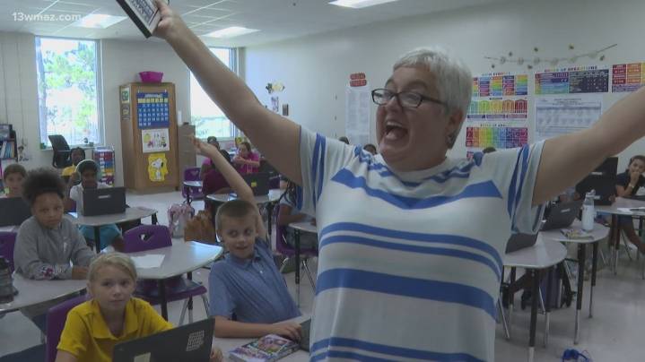 Dublin teacher takes care of her 'kids.' Here's how