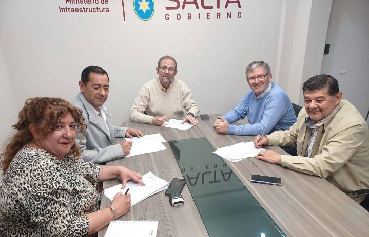 Coronel Moldes: Gestionan conexión eléctrica para el Loteo Puerta Diaz