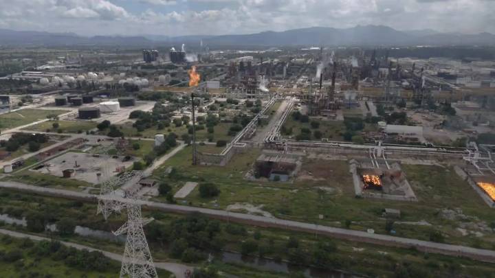Refinería de Tula: Estudios minimizan daño real por contaminación, afirma regidora