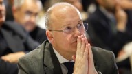 La mayoría de los jueces y la oposición condenan las acusaciones de Sánchez