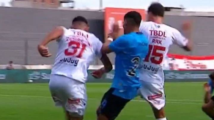 Polémica en Barracas: el insólito gol que el VAR le anuló a Belgrano