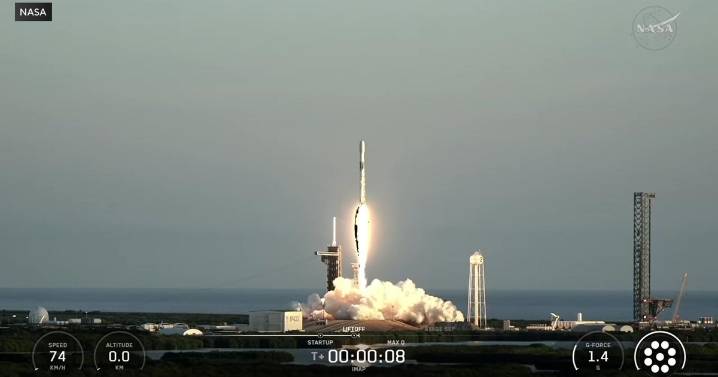 New NOAA satellite launches into space to monitor solar storms